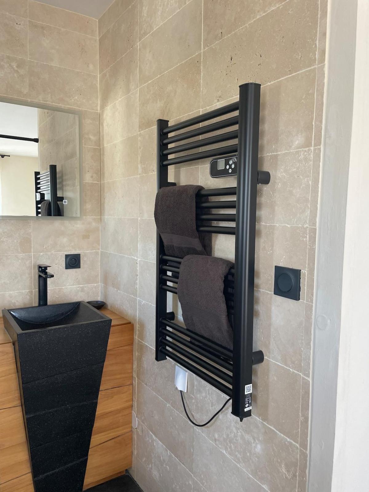 Elegance Et Confort-vue Sur La Cathedrale - Parking Appartement *